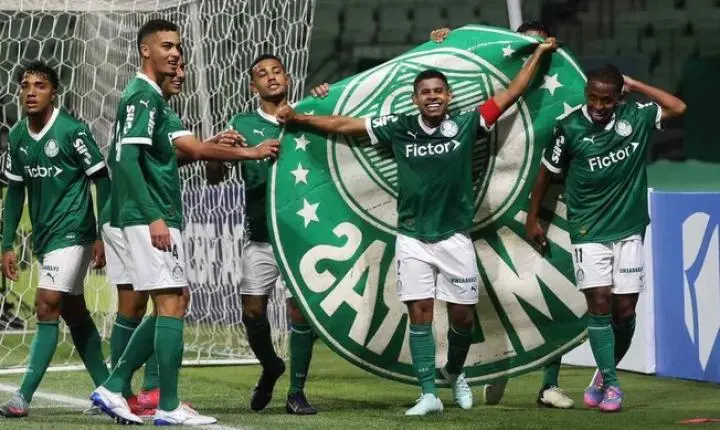 Cinco clubes do futebol brasileiro figuram no top 30 de bases mundiais