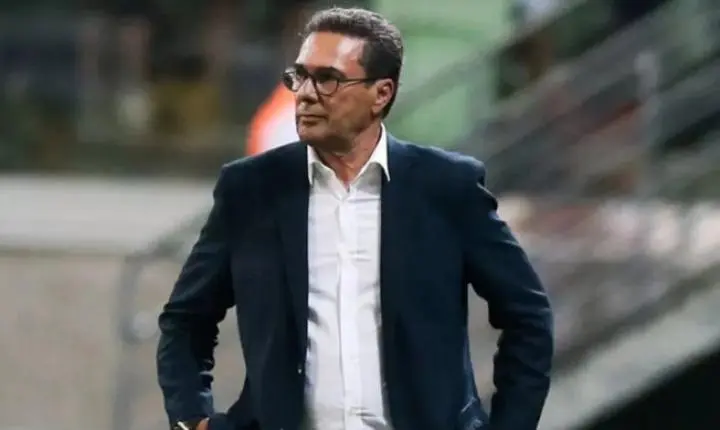Vanderlei Luxemburgo nega contato do Corinthians e revela condição para voltar