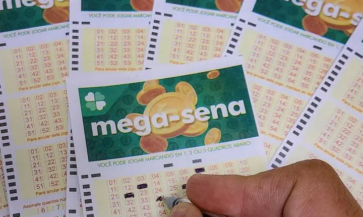 Mega-sena acumula e próximo prêmio atinge R$ 300 milhões