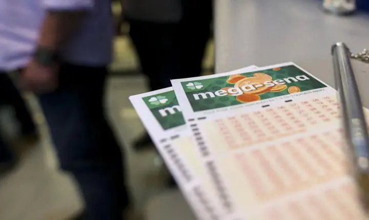 Prêmio da Mega-Sena chega a R$ 100 milhões para sorteio de sábado