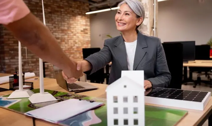 Mercado imobiliário regional cresce com novas demandas por moradia, negócios e locações temporárias