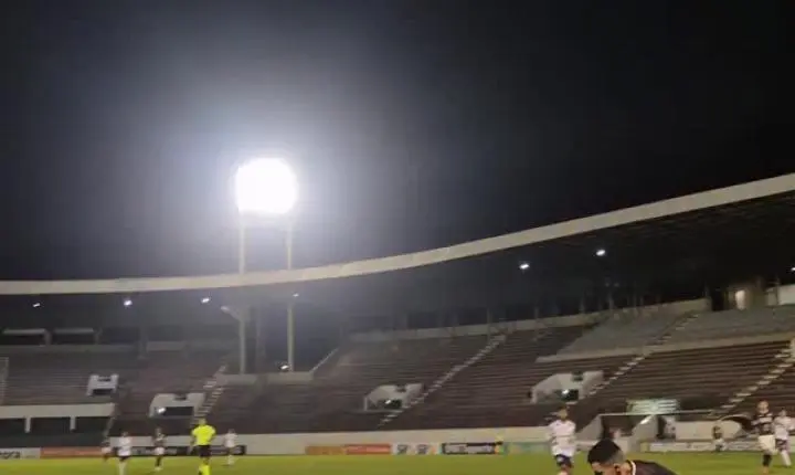 Denilson abre o placar para a Locomotiva na Fonte Luminosa