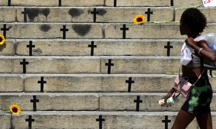 Mortes violentas intencionais caem 8,2% no Brasil em 2025, mas feminicídios aumentam 4%