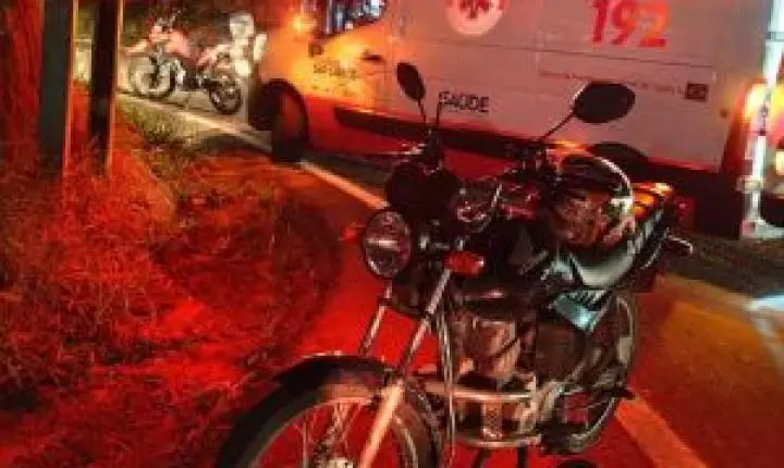 Motoboy fica ferido em acidente no Jardim Tangará, em São Carlos