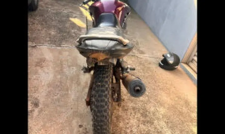 Motocicleta adulterada é apreendida em estrada rural de Analândia