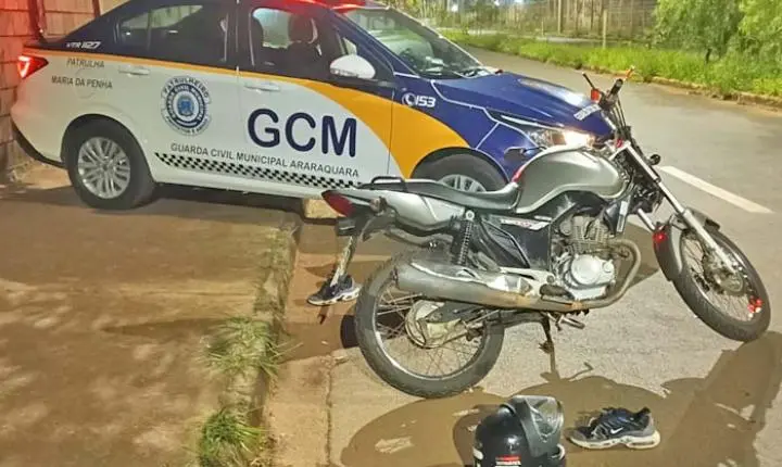 Acidente no Jardim Santa Marta envolve motociclista embriagado e com CNH irregular