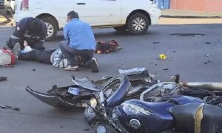 Motociclista se fere em colisão no Jardim Paulistano, São Carlos