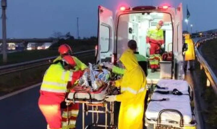Motociclista fica ferido após acidente na SP-310 em São Carlos