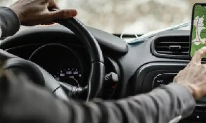 Motorista de aplicativo aciona a polícia após briga com passageiro em São Carlos