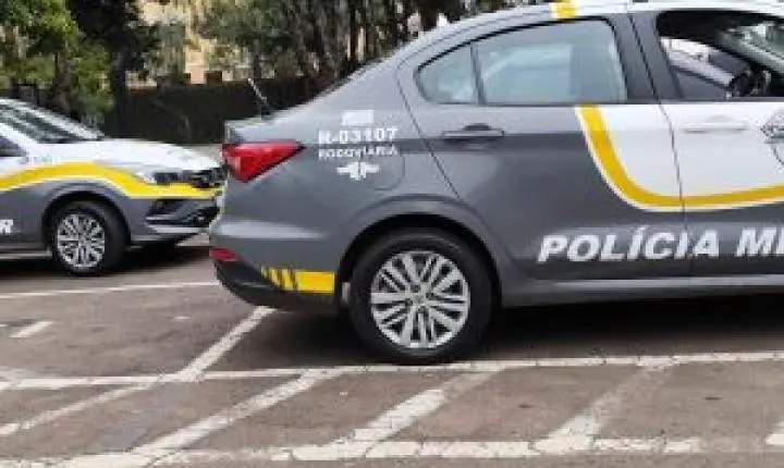 Motorista foge de blitz da Polícia Rodoviária após teste de álcool