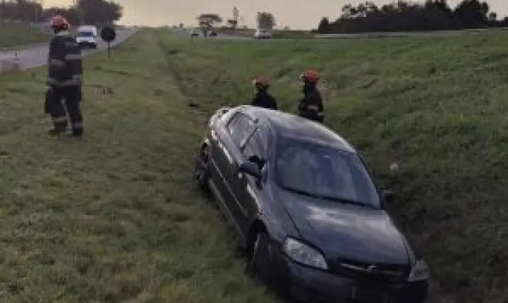 Acidente na Rodovia Washington Luís em Ibaté após motorista ser fechado
