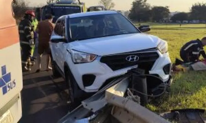 Acidente na SP-215 em São Carlos após motorista sofrer mal súbito
