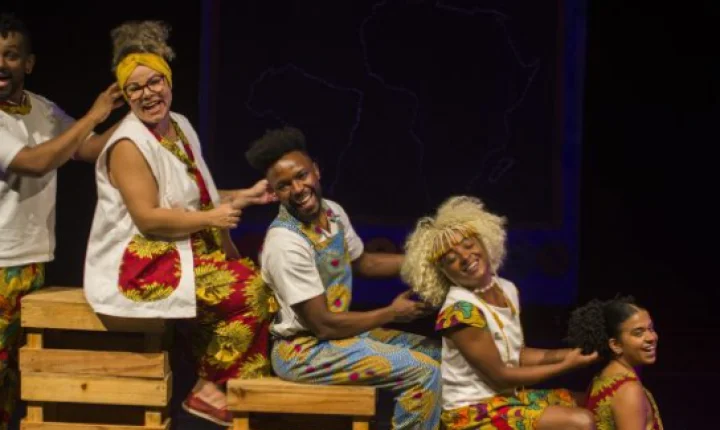 “Mundo na Cabeça” aborda racismo estrutural no ambiente escolar
