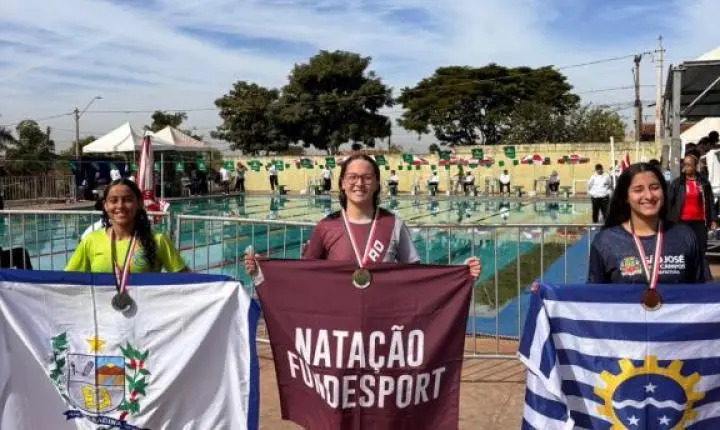 Natação de Araraquara é vice-campeã masculina e terceira no feminino nos Jogos Abertos da Juventude