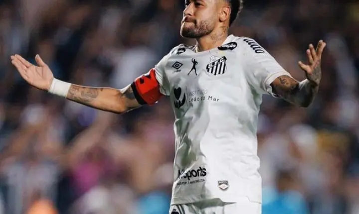 Neymar marca dois gols e comanda empate épico do Santos contra o Flamengo