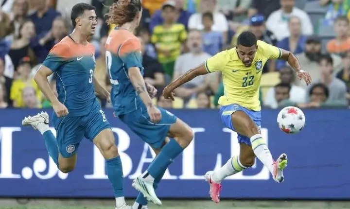 Desempenho de Samuel Lino no Flamengo garante retorno à Seleção