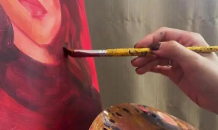 Oficina de pintura a óleo ensina técnicas de retrato em Araraquara