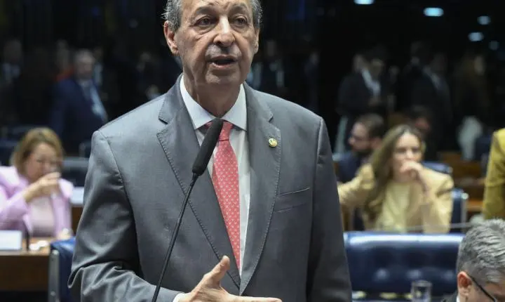 Omar Aziz vence a disputa e é eleito governador do Amazonas