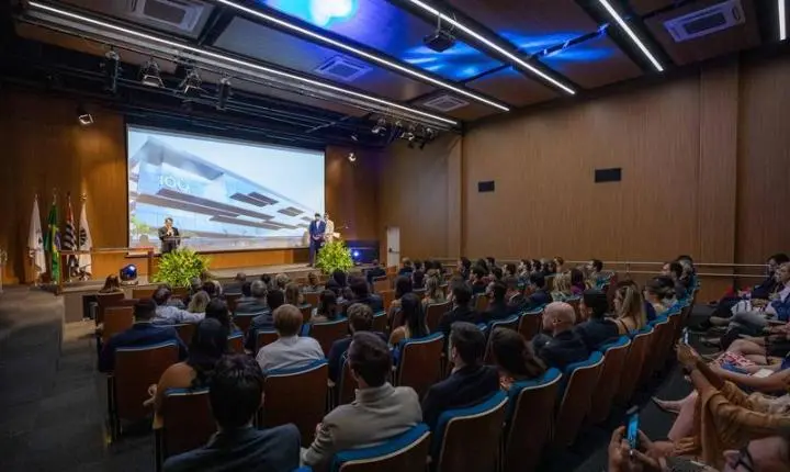 Parceria inédita traz a Campinas o coordenador do primeiro programa de Dependência Digital do Brasil