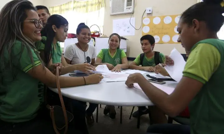Pé-de-Meia: pagamentos para estudantes nascidos em setembro e outubro são liberados