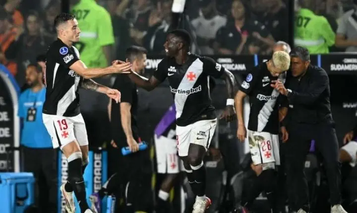 Vasco enfrenta dúvidas no ataque sob o comando de Pedro Emanuel