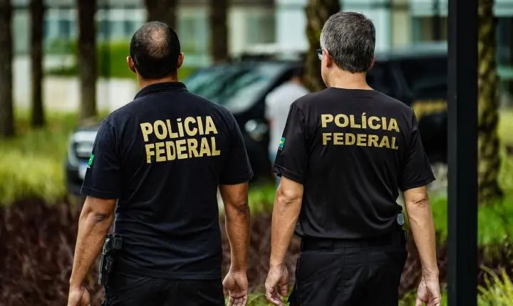 PF realiza operação contra apologia ao nazismo no interior do Rio