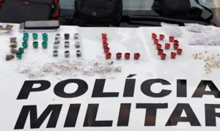 Polícia Militar prende jovem por tráfico de drogas no Jardim Gonzaga