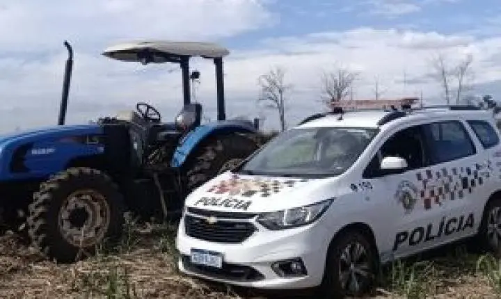 Polícia Militar recupera tratores furtados na estrada do Broa