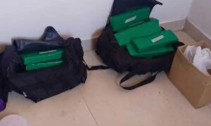 Polícia Militar estoura casa bomba com drogas no Planalto Verde