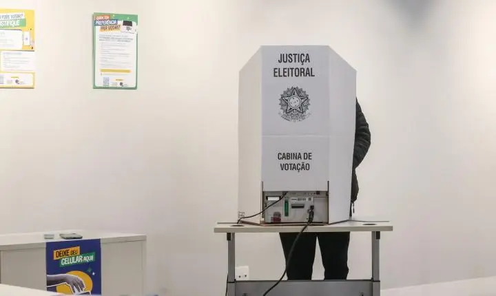 Portugal lidera registro de eleitores no exterior para o pleito de domingo