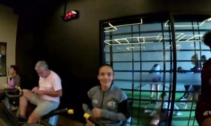 A diversão garantida de Julia Beatriz e Fátima Dutra com uma câmera 360°