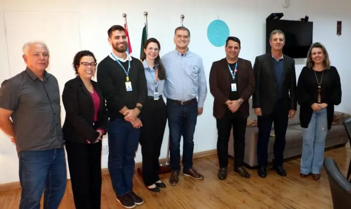 Prefeitura impulsiona projeto de usina fotovoltaica para a rede municipal de saúde