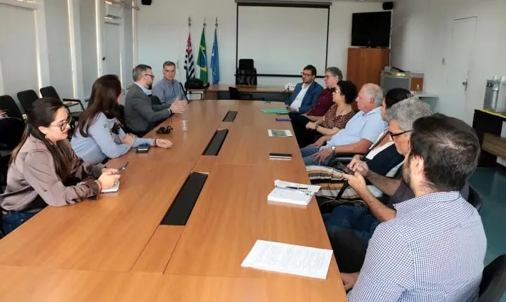 Prefeitura e CPFL alinham ações para agilizar usina fotovoltaica