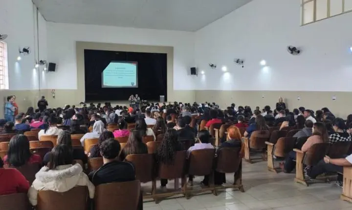 Prefeitura de Araraquara promove ação de educação para o trânsito na EEBA