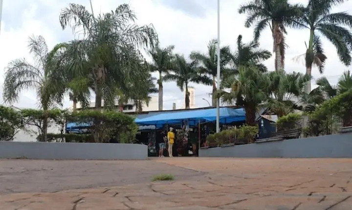 Prefeitura anuncia elaboração de projeto para revitalização da Praça Santa Cruz