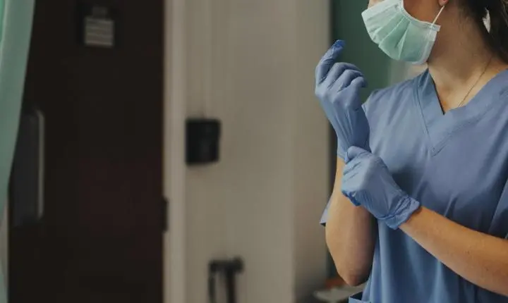 Qual o melhor sistema de chamada de enfermagem para seu ambiente de saúde?