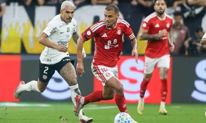 Internacional busca substituto para Alan Patrick lesionado