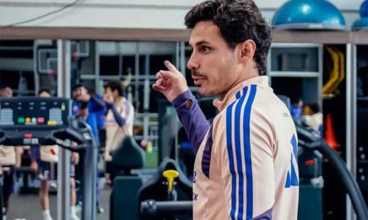 Raphael Veiga passa por cirurgia e fará recuperação no Palmeiras