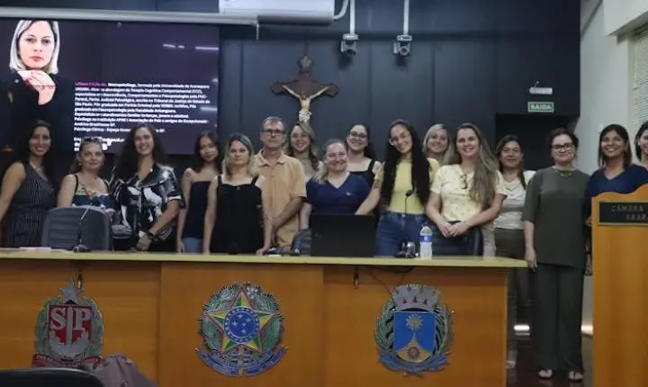 Câmara debate o impacto das redes sociais na saúde mental de adolescentes