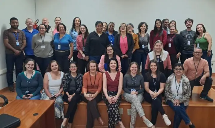 Servidores do Daae participam de palestra sobre conscientização de lúpus