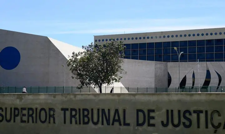 STJ aplica pena inédita ao ministro Marco Buzzi por crimes sexuais