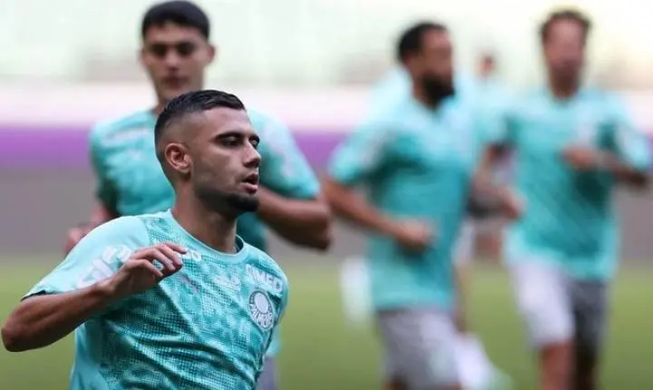 STJD absolve Andreas Pereira de punição após expulsão pelo Brasileirão