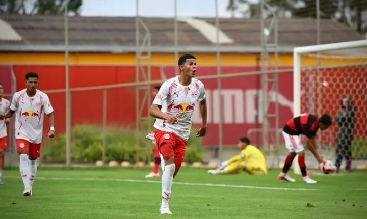 Bragantino vence Flamengo no Brasileirão Sub-17 e avança às quartas