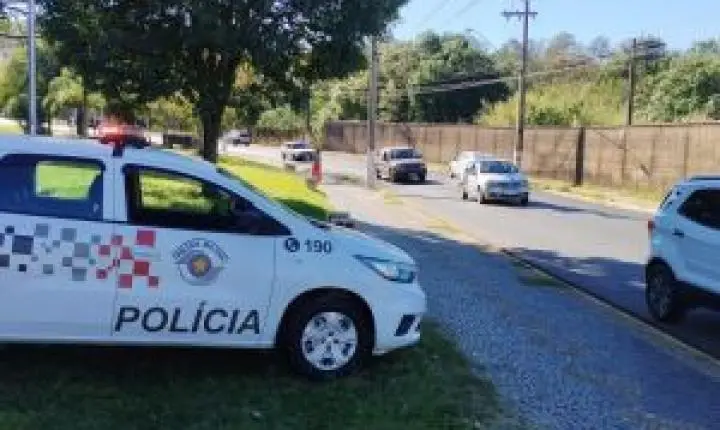 Homem é preso por tráfico de drogas em Itirapina após fuga e resistência à Polícia Militar