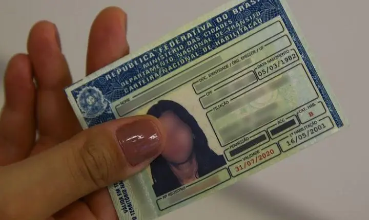 Tentativas de fraudes com documentos mais que dobram de 2022 a 2025