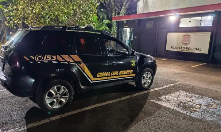 Discussão entre tio e sobrinha escala para agressões em via pública de Ibaté