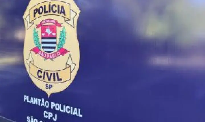 Criminosos efetuam tiros em São Carlos contra carros em garagem