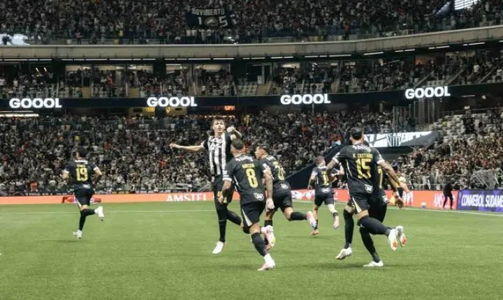 Torcedores do Atlético vaiam Neymar e protestam na Arena MRV
