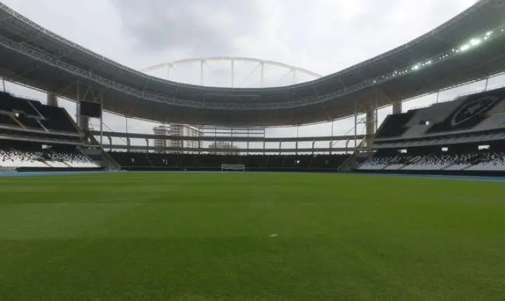 Torcida esgota ingressos para Botafogo x Vasco no Nilton Santos