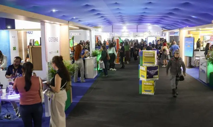 ExpoT&C leva a maior feira científica da América Latina para a UFF